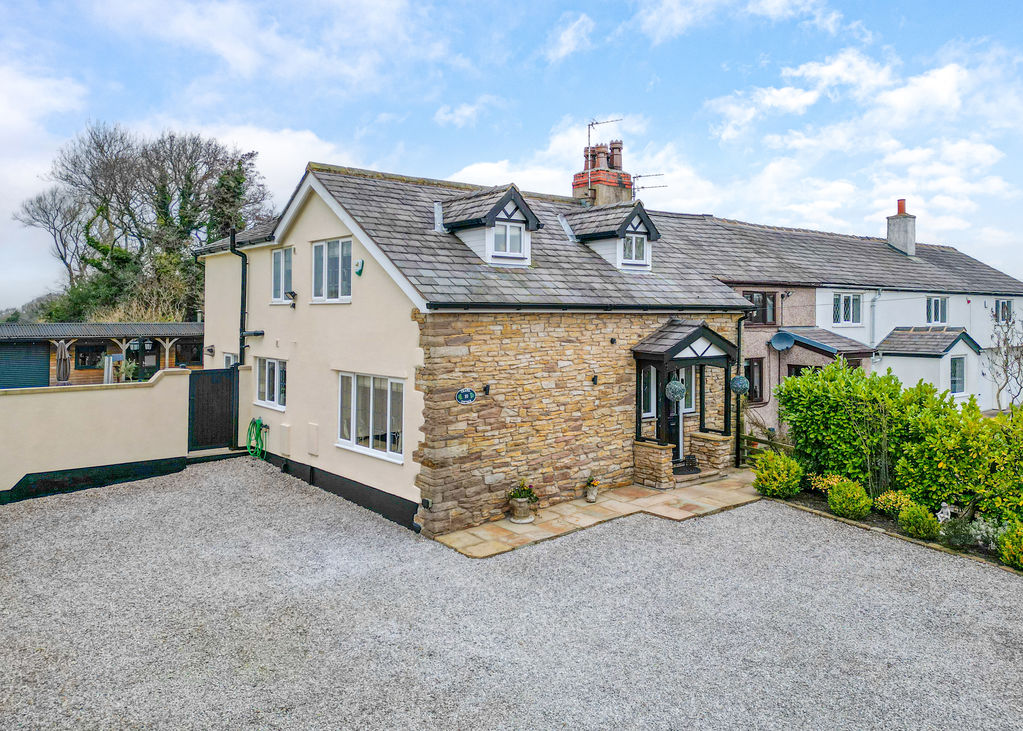 10 Carr House Lane Wrightington